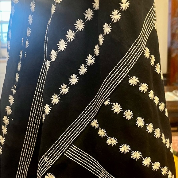 Spectacular Free People Mini Summer black with white embroidered floral - Picture 2 of 9